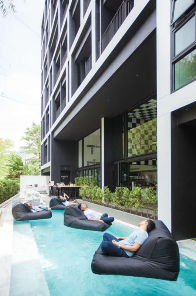 Blu Monkey Hub and Hotel Phuket - Outdoor Pool