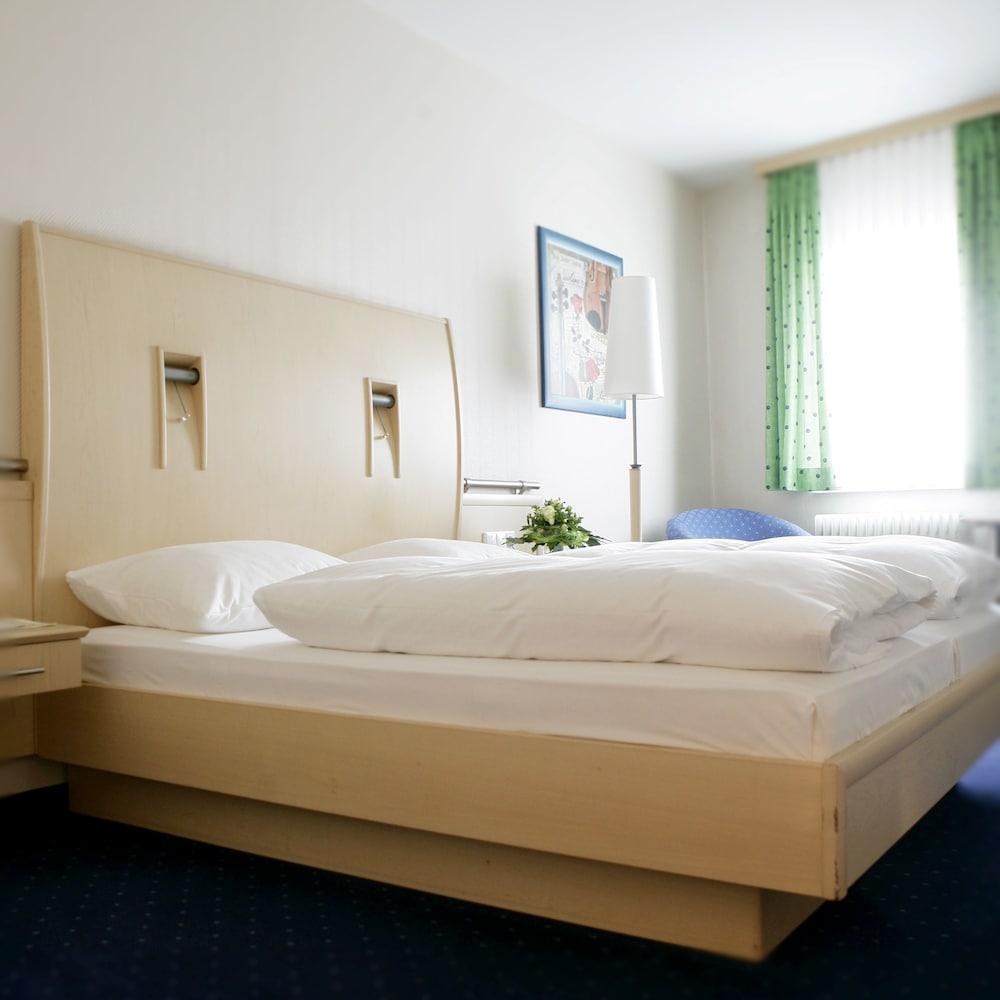 Hotel Krone - Room
