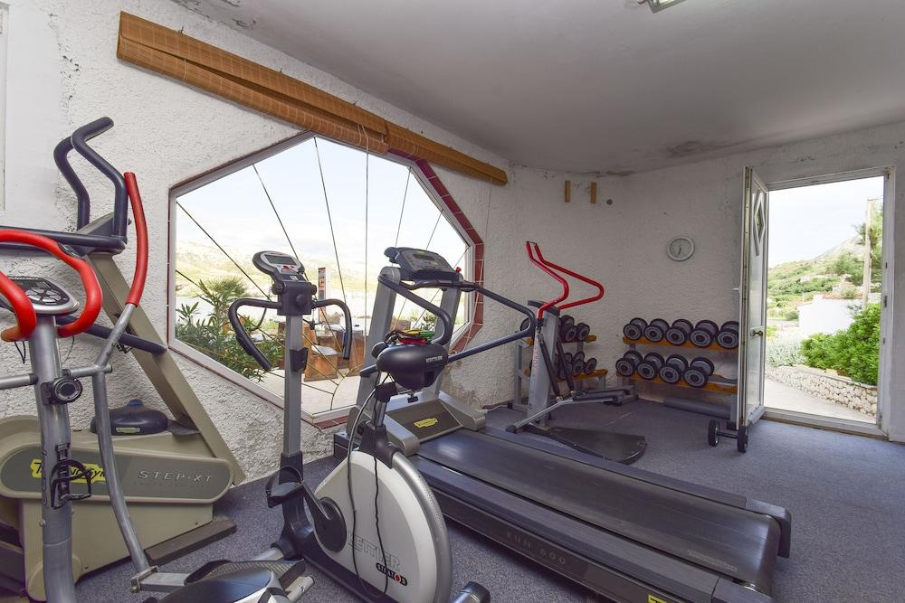 Guest house Revelin - Fitness Facility