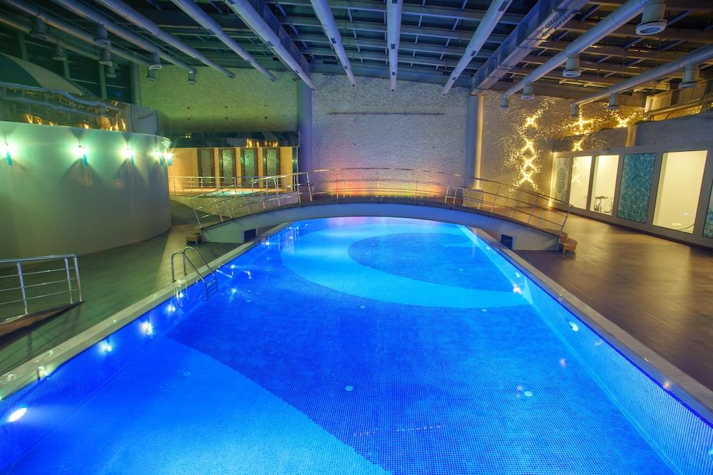 Prime Istanbul Residences - Indoor Pool