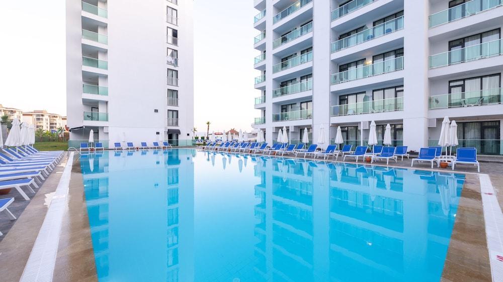 Lavia Hotels Lara - Outdoor Pool