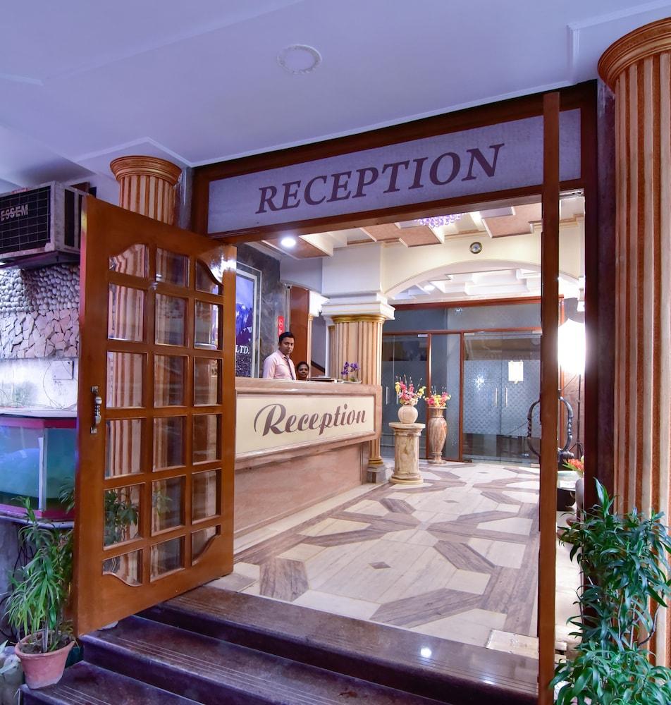 Hotel Presidency Inn - Featured Image