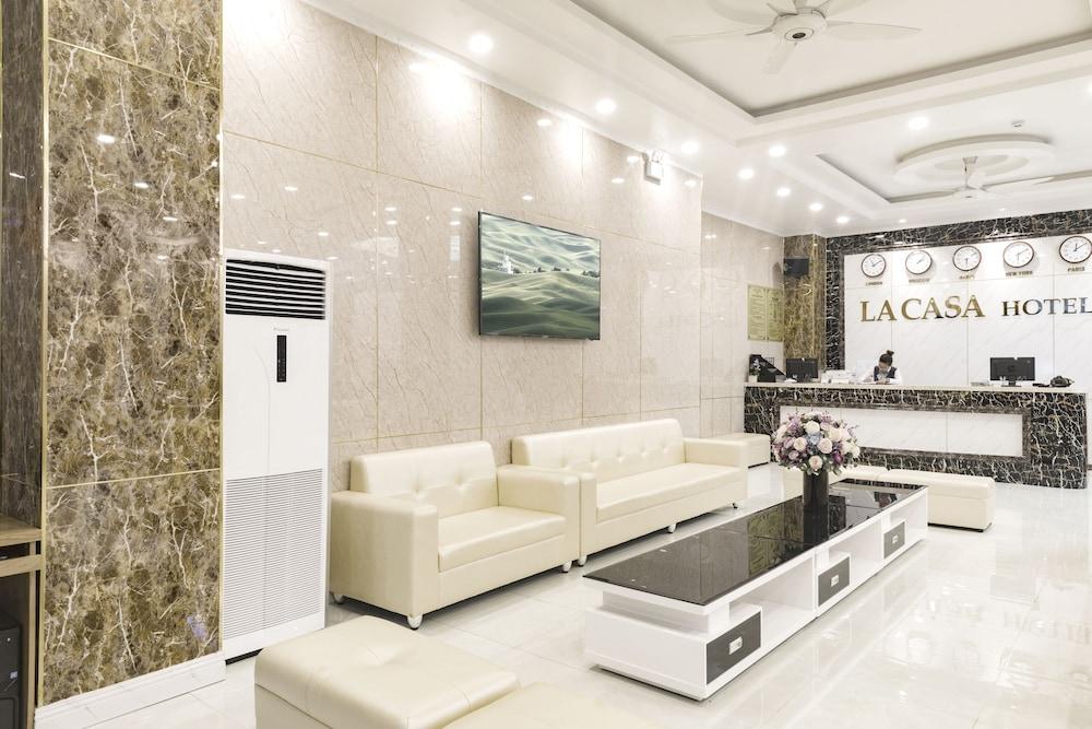La Casa Hotel Nha Trang - Lobby Sitting Area
