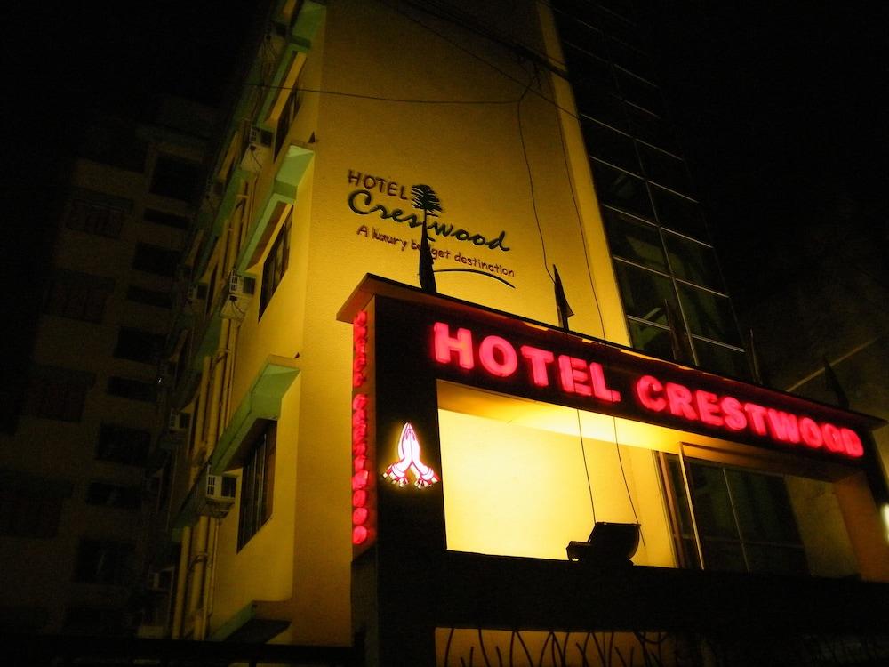 Hotel Crestwood - Featured Image