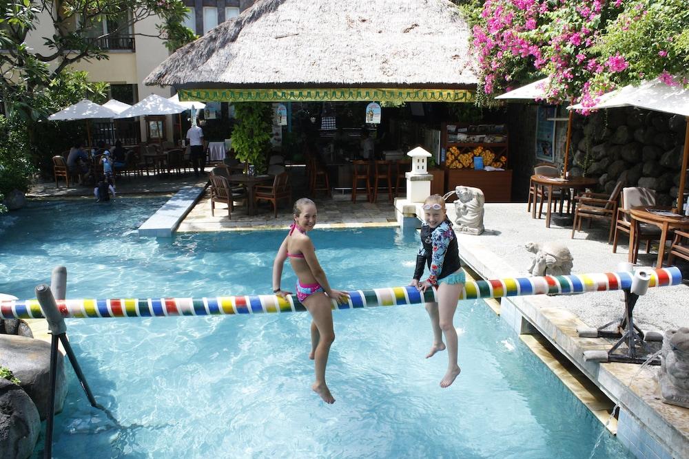 Kuta Paradiso Hotel - Outdoor Pool