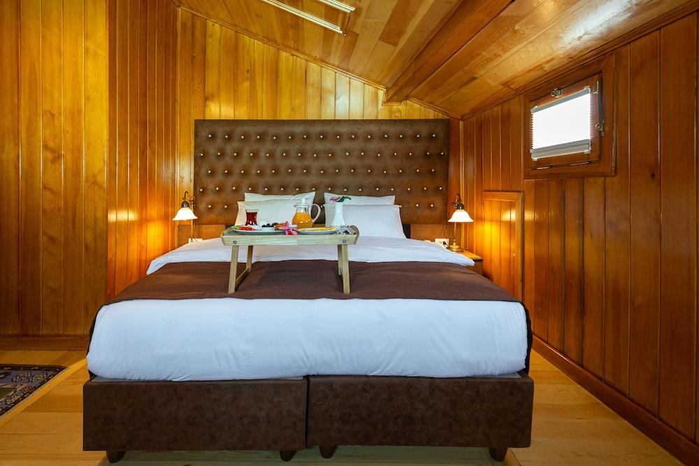 Wonder Wood Hotel - Room