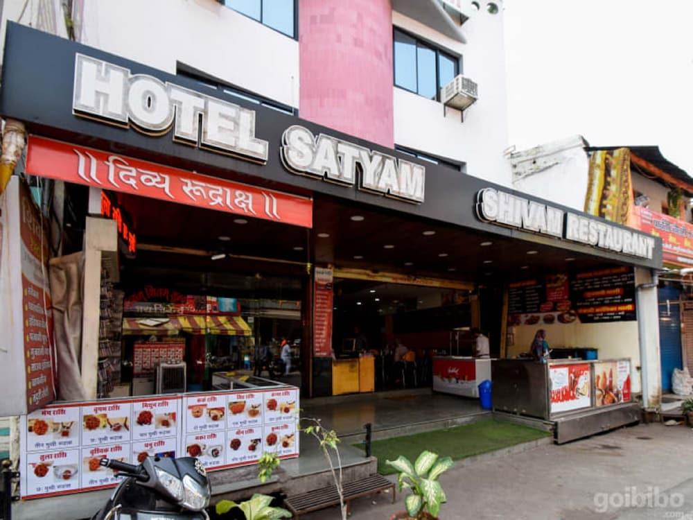 Hotel Satyam - Featured Image