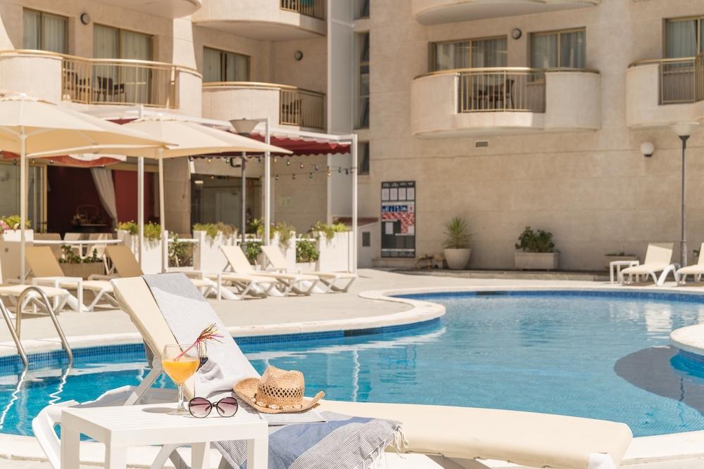 Hotel Salou Beach by Pierre & Vacances - Outdoor Pool