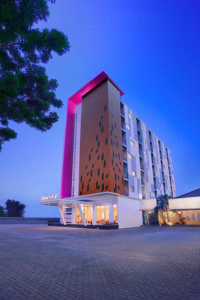 favehotel Diponegoro - Featured Image