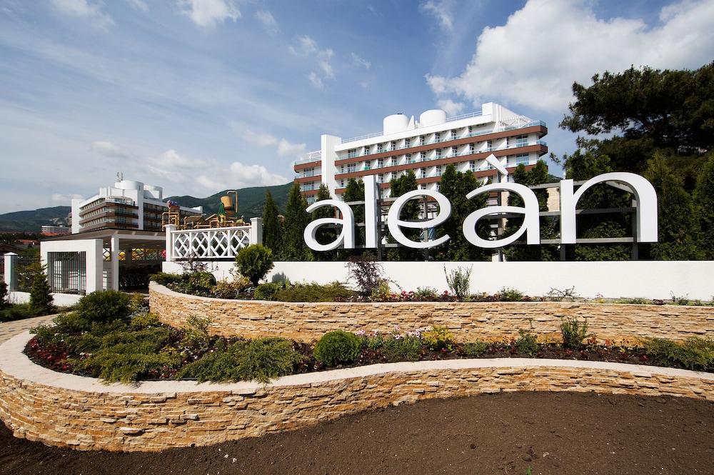 Alean Family Resort & SPA Biarritz - Exterior
