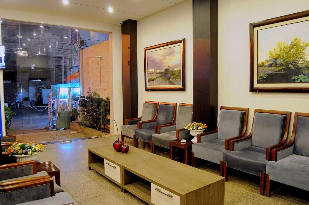Bella Begonia Nha Trang Hotel - Lobby Sitting Area