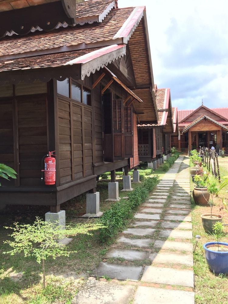 تانابيندانج بانجلوس - Exterior detail