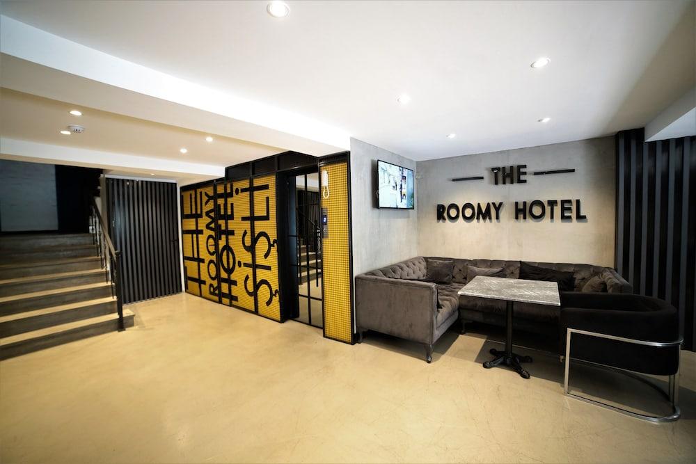 The Roomy Hotel Sisli - Lobby Sitting Area