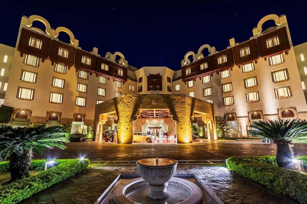 Islamabad Serena Hotel - Featured Image