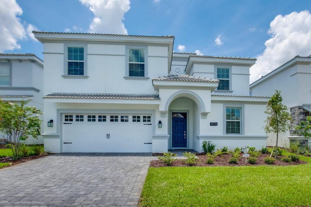 1576pd Amazing Champions Gate 8 Bedroom 5 Bed - Featured Image